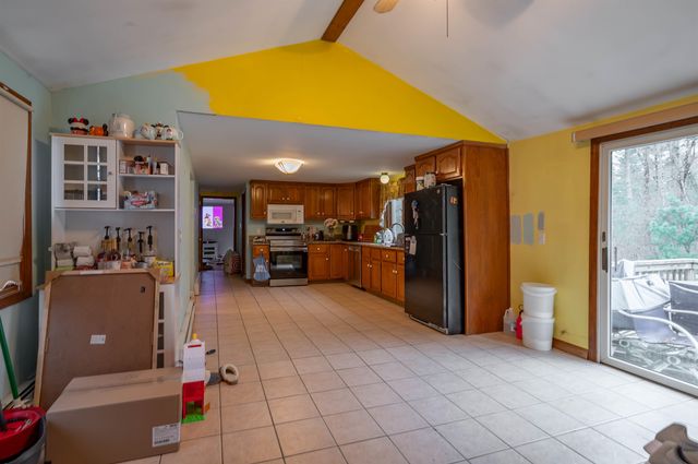 5 Lisa Terrace, Pelham, NH 03076