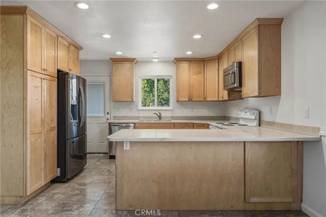5585 Sunrise Drive, Kelseyville, CA 95451