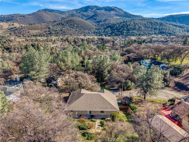 5585 Sunrise Drive, Kelseyville, CA 95451