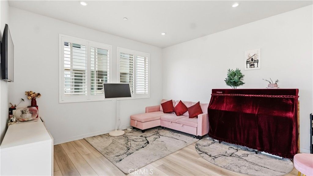 1570 Topeka Avenue 8, Placentia, CA 92870 — photo 4