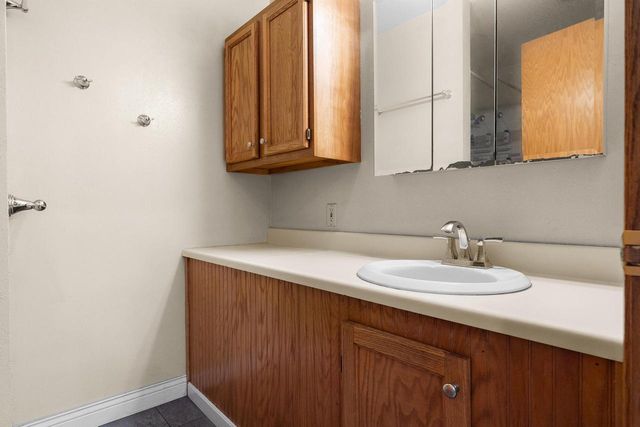 2005 State STREET, La Crosse, WI 54601