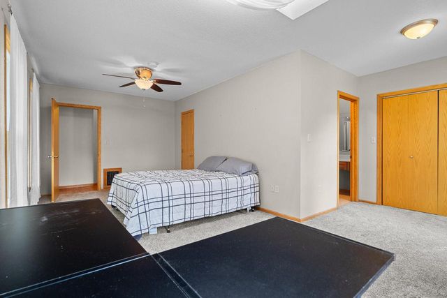 2005 State STREET, La Crosse, WI 54601