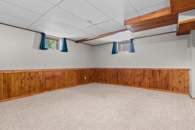 2005 State STREET, La Crosse, WI 54601