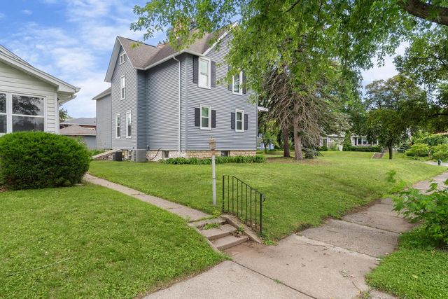 2005 State STREET, La Crosse, WI 54601