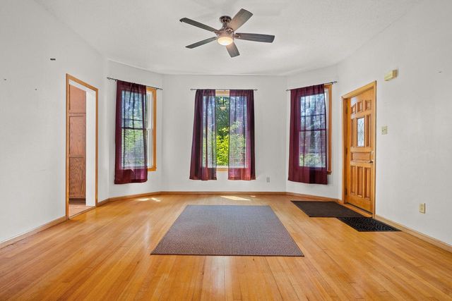 2005 State STREET, La Crosse, WI 54601