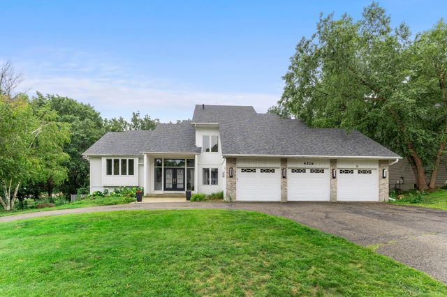 4526 137th Street W, Apple Valley, MN 55124