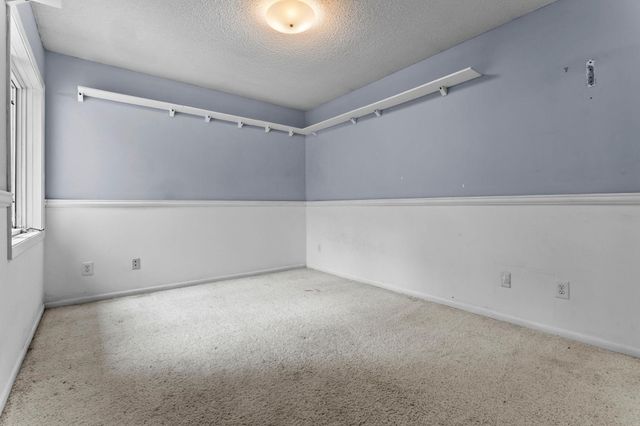 4526 137th Street W, Apple Valley, MN 55124
