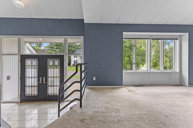4526 137th Street W, Apple Valley, MN 55124