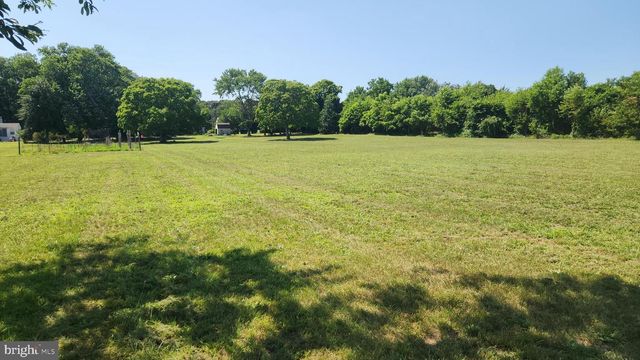 52 RIVER RD, Bridgeton, NJ 08302