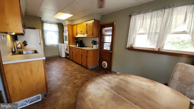 52 RIVER RD, Bridgeton, NJ 08302
