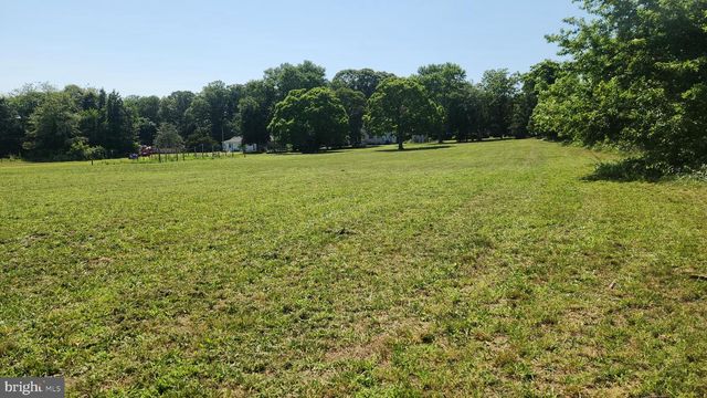 52 RIVER RD, Bridgeton, NJ 08302