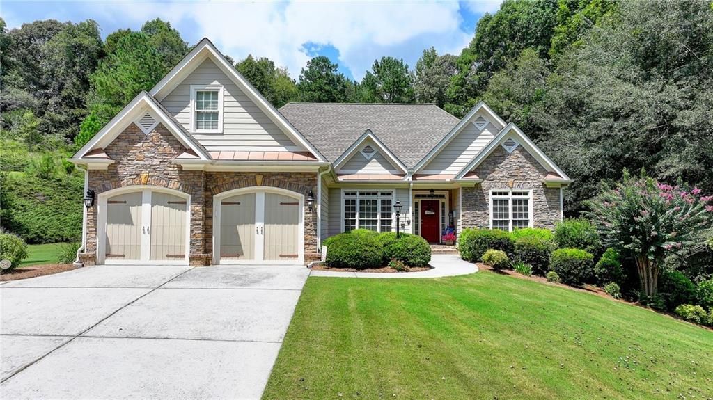 607 Richmond Place, Loganville, GA 30052