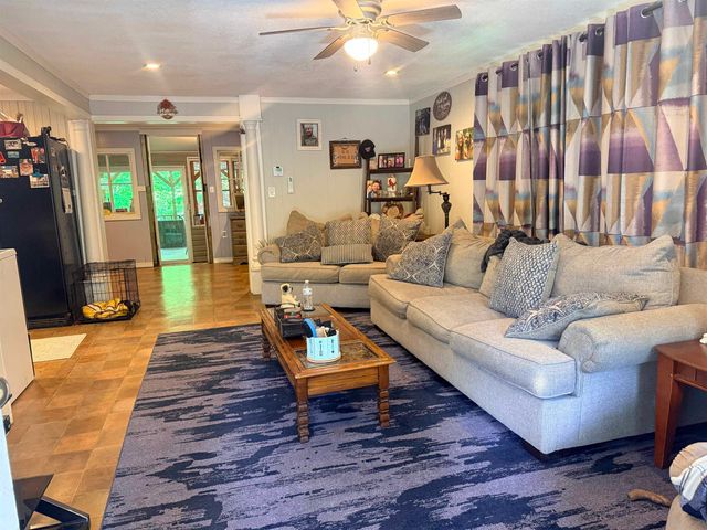 133 MAXINE NELSON RD, Parsons, TN 38363