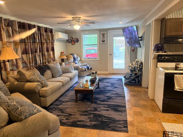 133 MAXINE NELSON RD, Parsons, TN 38363