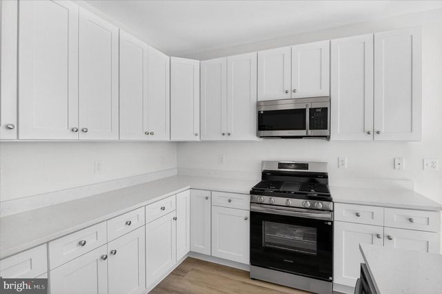 16127 DANCING LEAF PL, Dumfries, VA 22025