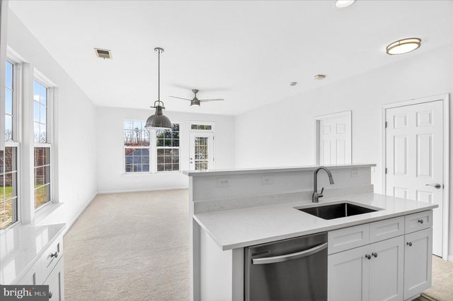 16127 DANCING LEAF PL, Dumfries, VA 22025