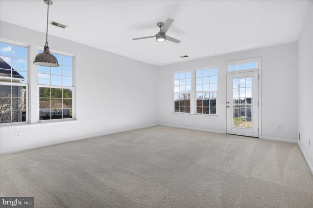 16127 DANCING LEAF PL, Dumfries, VA 22025