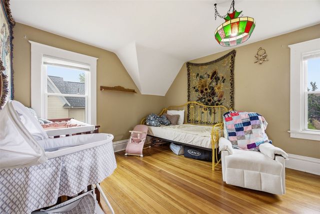 1418 4th Avenue SE, Cedar Rapids, IA 52403