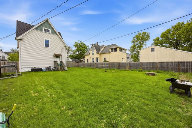 1418 4th Avenue SE, Cedar Rapids, IA 52403