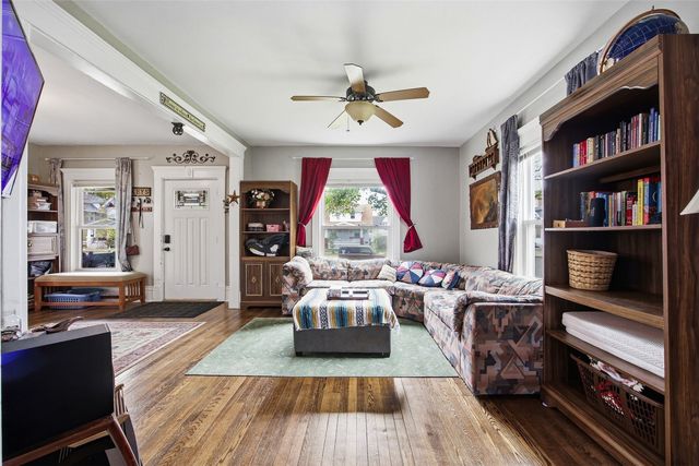 1418 4th Avenue SE, Cedar Rapids, IA 52403