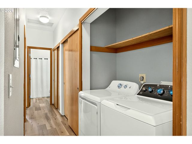 2315 N LOMBARD St, Portland, OR 97217