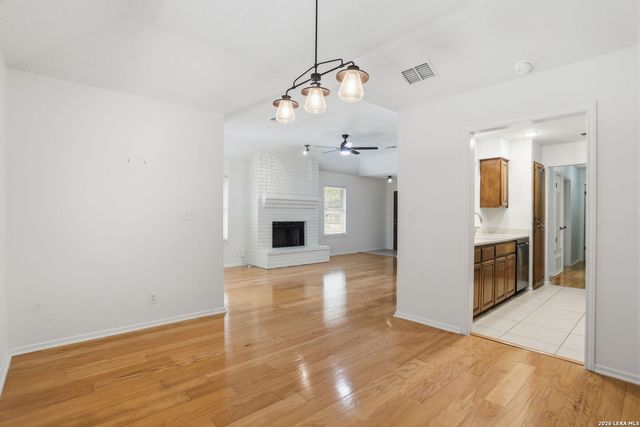 1826 Encino Rio, San Antonio, TX 78259