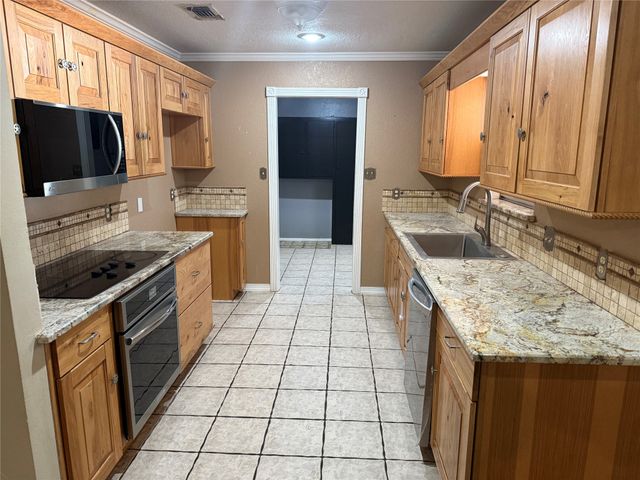 2817 NE 11th Street, Mineral Wells, TX 76067