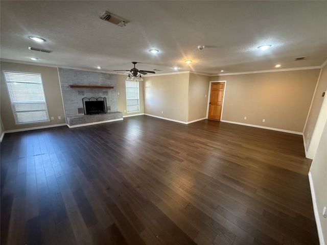2817 NE 11th Street, Mineral Wells, TX 76067