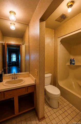 705 Estes Court, Waterford Charter Township, MI 48327