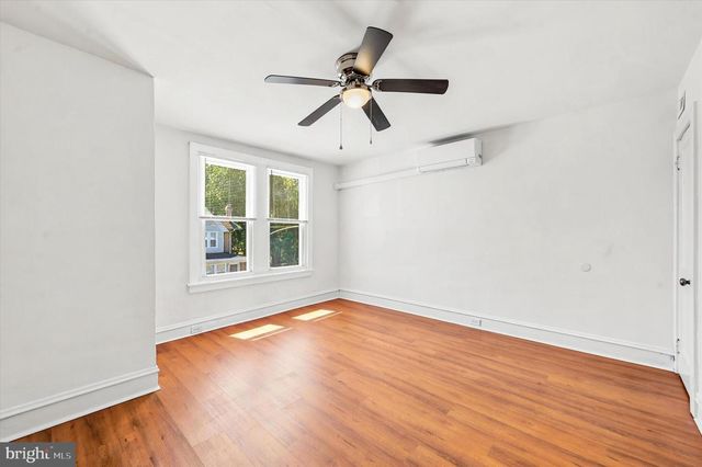 5851 FERNWOOD ST, Philadelphia, PA 19143