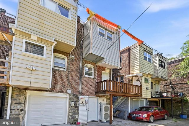 5851 FERNWOOD ST, Philadelphia, PA 19143