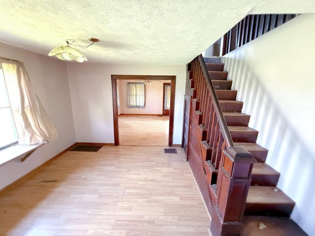 8235 KY-761, Nancy, KY 42544