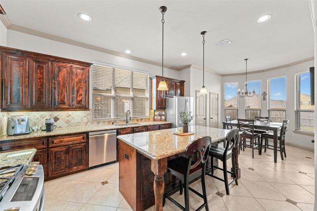 206 Charleston Lane, Fate, TX 75189