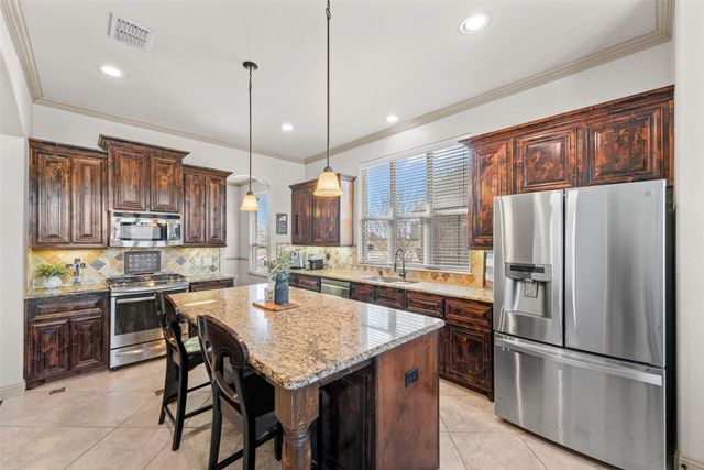 206 Charleston Lane, Fate, TX 75189