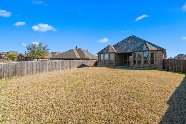 206 Charleston Lane, Fate, TX 75189