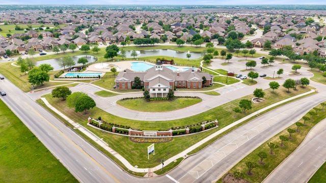 206 Charleston Lane, Fate, TX 75189