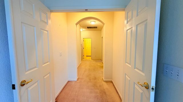 2518 clayridge Ct, Riverbank, CA 95367