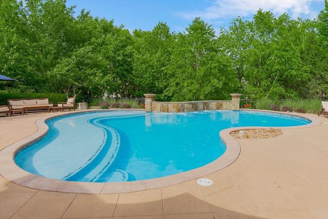 4600 W 146th Street, Overland Park, KS 66224