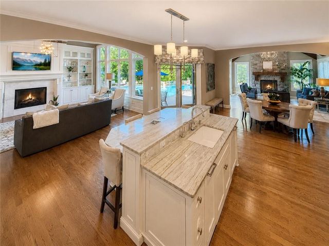 4600 W 146th Street, Overland Park, KS 66224
