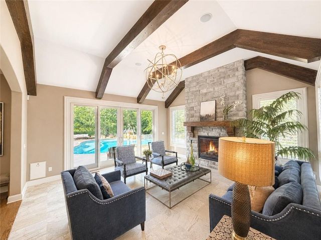 4600 W 146th Street, Overland Park, KS 66224