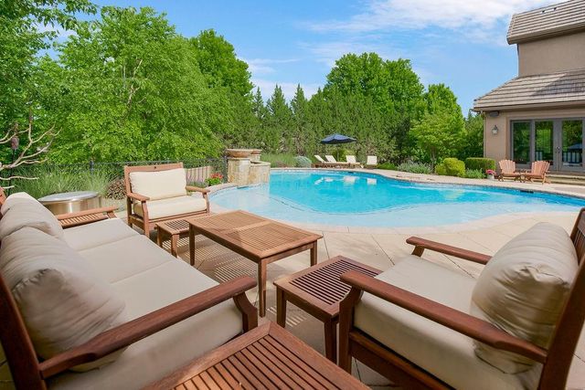 4600 W 146th Street, Overland Park, KS 66224