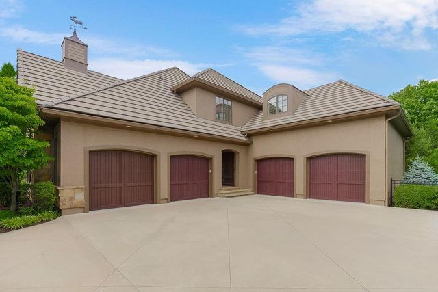 4600 W 146th Street, Overland Park, KS 66224