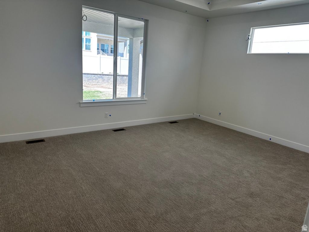 Image 5 of property listing at 1194 W 2900 N, Lehi, UT 84043
