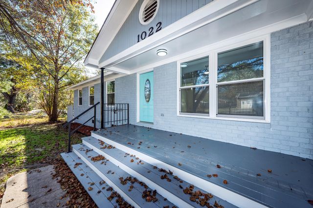 1022 Miles Jamison Road, Summerville, SC 29485