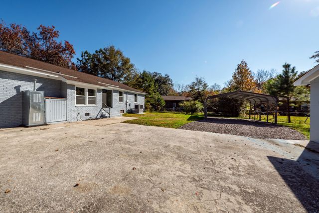 1022 Miles Jamison Road, Summerville, SC 29485