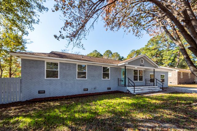 1022 Miles Jamison Road, Summerville, SC 29485