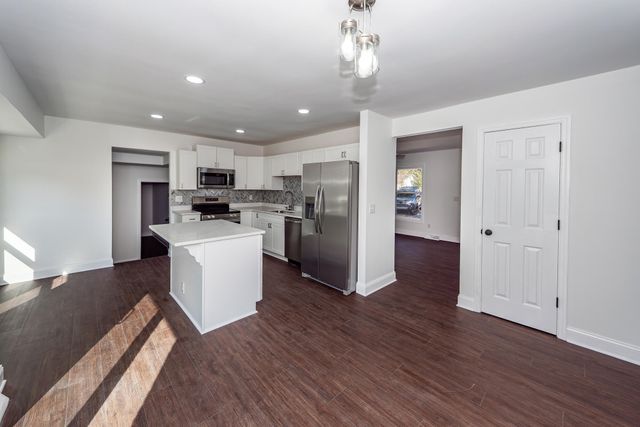 1022 Miles Jamison Road, Summerville, SC 29485