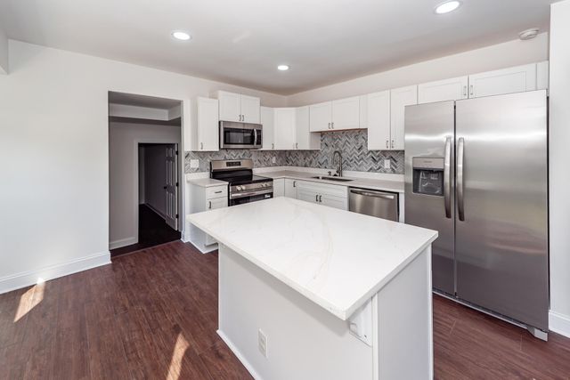 1022 Miles Jamison Road, Summerville, SC 29485