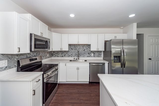 1022 Miles Jamison Road, Summerville, SC 29485