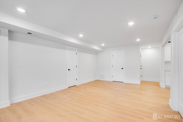304 College Drive, Edison, NJ 08817